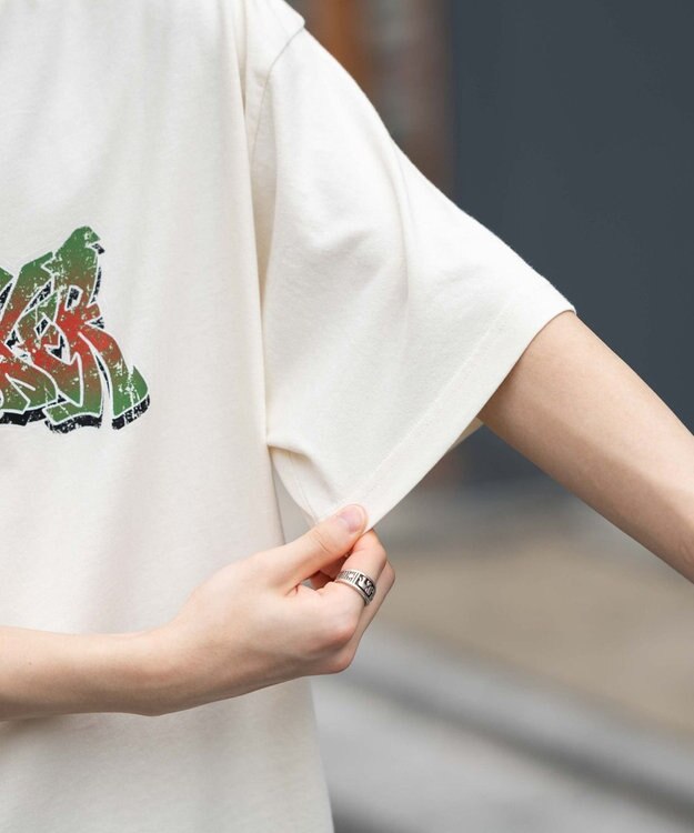 WEGO 【ユニセックス着用ITEM/MLサイズ展開】コンパクトフィットピグメントグラフィックT（SS） オフホワイト