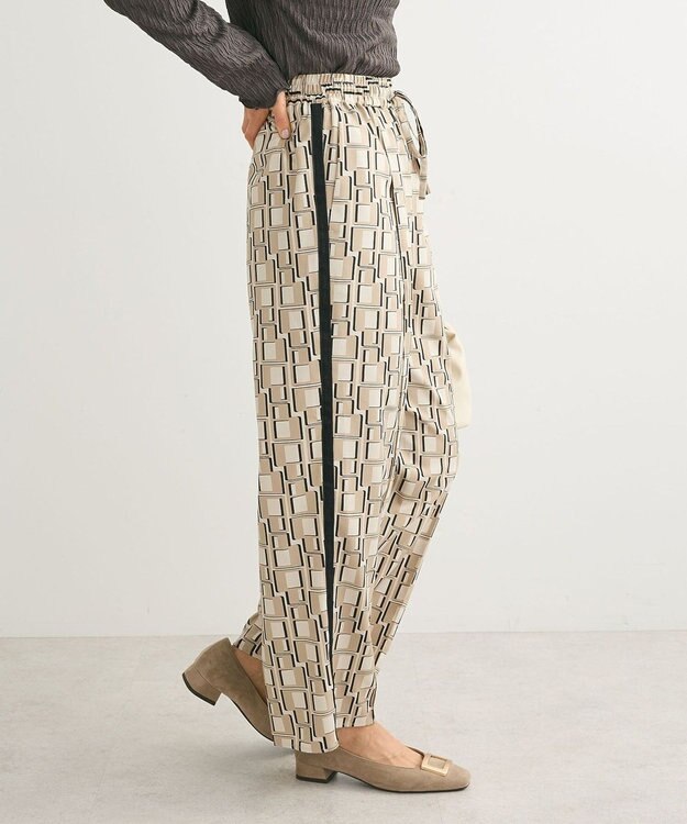 Green Parks アソート柄サイドラインパンツ Beige