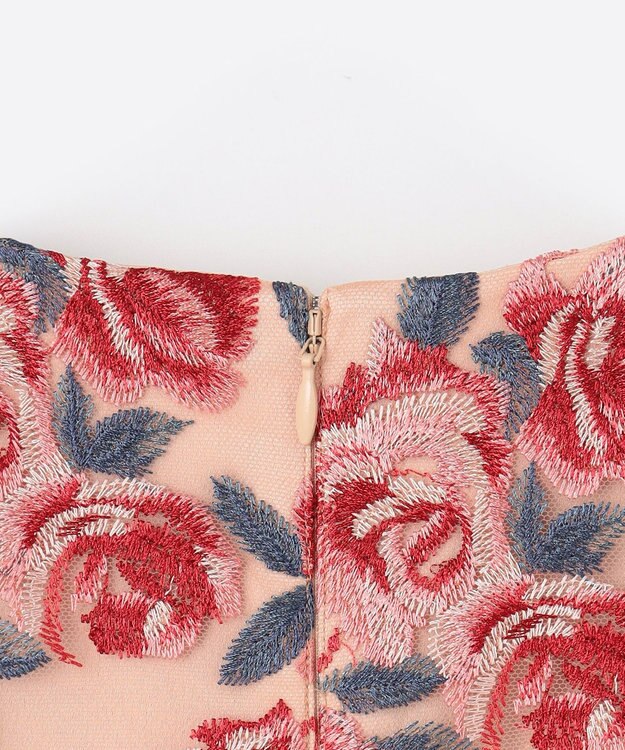 GRACE CONTINENTAL ローズ刺繍フレアドレス ベージュ