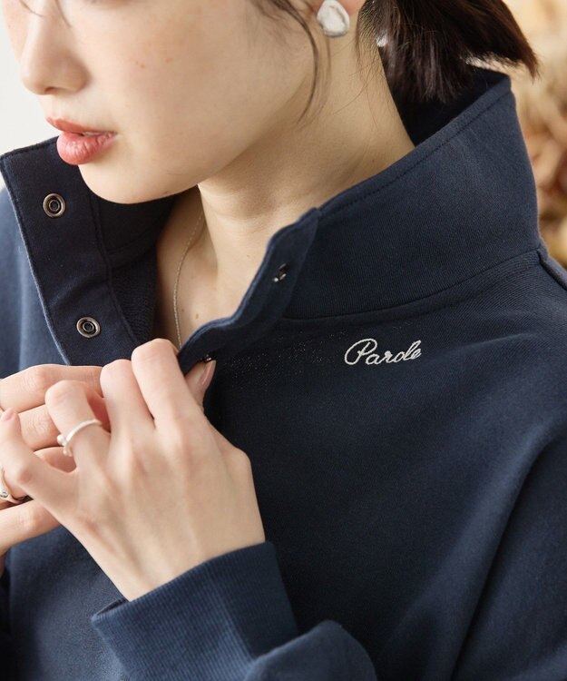 AMERICAN HOLIC 襟付き刺繍入りミニ裏毛プルオーバー Navy