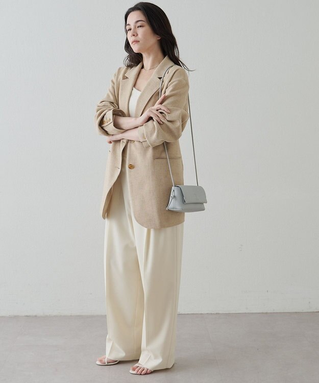 IACUCCI ＜Oggi 10月号掲載＞アルブメ ALCE ライトグレー