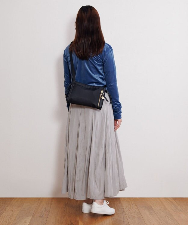 ACE BAGS & LUGGAGE HAyU × ace.  ユッカ ショルダーバッグ 17831 ブラック