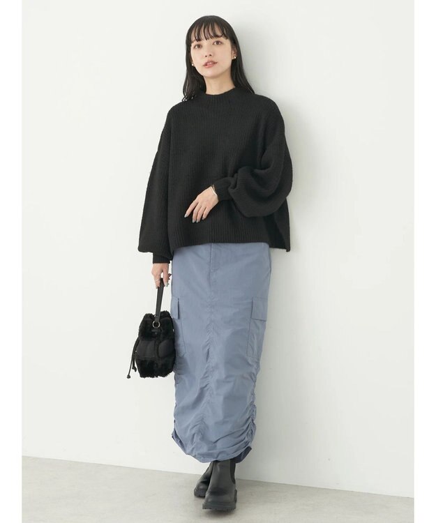 earth music&ecology ＦＬＵＦＦＹハイネックプルオーバー Black