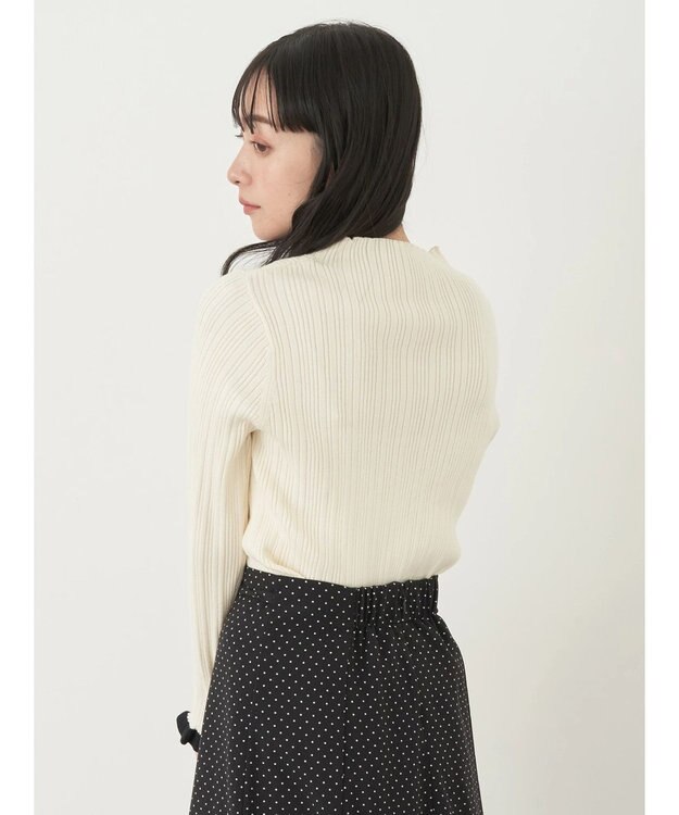 earth music&ecology 配色フリルニットプルオーバー Ivory