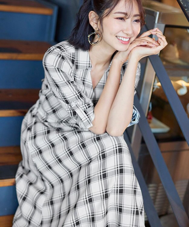 Tiaclasse L 【洗える】小顔効果も期待できるスキッパーシャツワンピース オフチェック