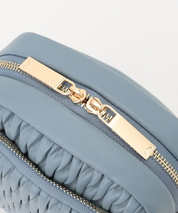 LA BAGAGERIE ランダムプリーツショルダーバッグ タテ ライトブルー