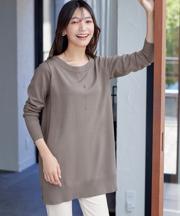 Tiaclasse 【安田美沙子さん着用・選べる2type・洗える】もちニットチュニック ボートネック：モカ