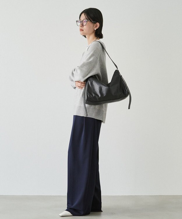 russet トライアングルショルダーバッグ(CE-1675) Black