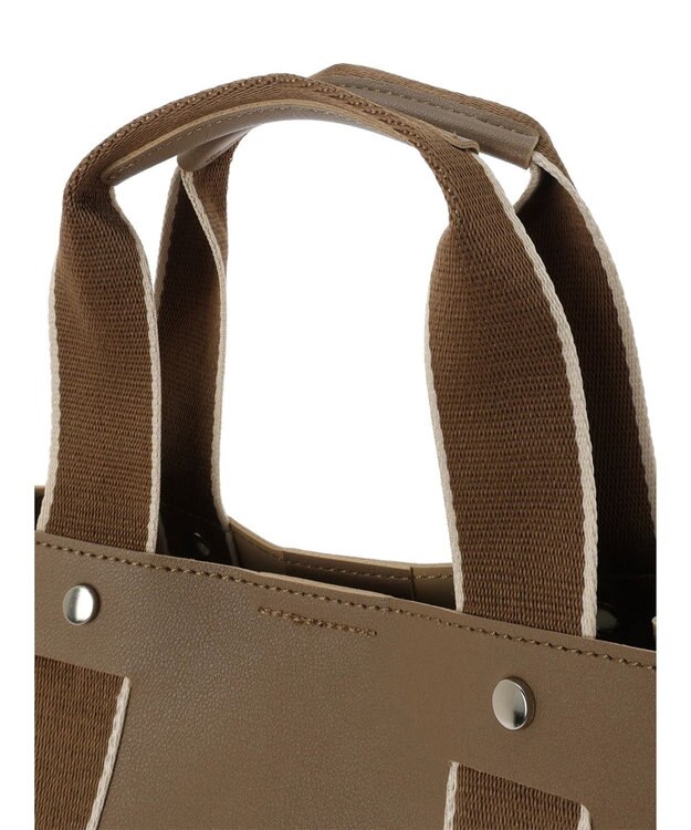 Green Parks ・Ｃｕーｓｈｕｔ　テープスクエアトート Mocha