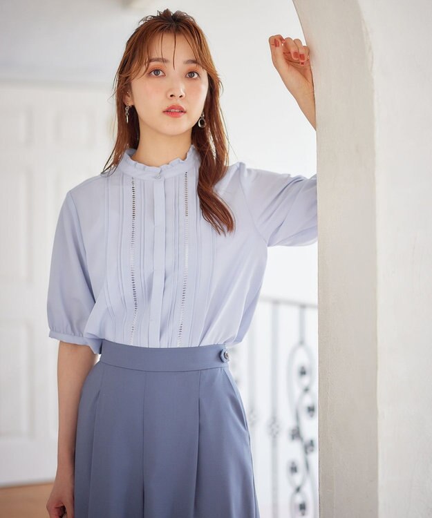 ANY SIS S 【洗える】フリルスタンドピンタック ブラウス ライトブルー