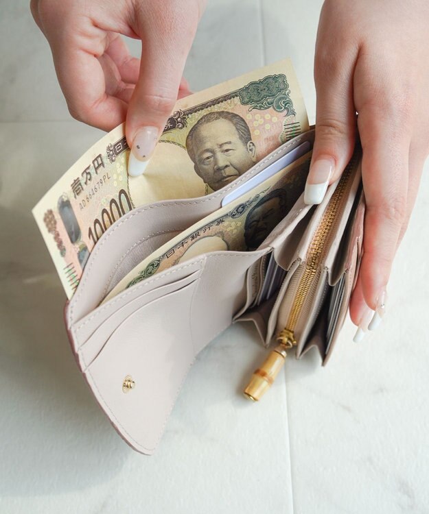 ACE BAGS & LUGGAGE 【新色登場】 Jewelna Rose フォリー 本革 二つ折り財布 15146 ピンクベージュ