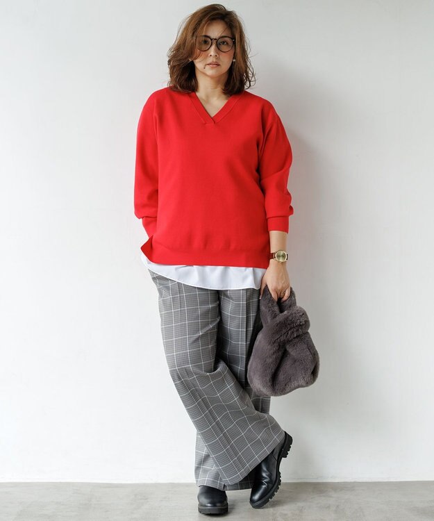 23区 L 【Lサイズ限定】ヴィスコースストレッチ Ｖネック ニット レッド系