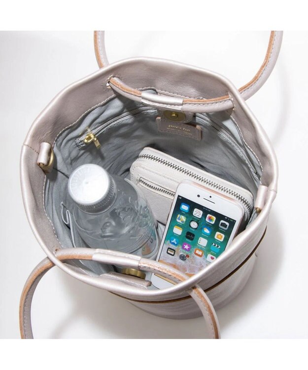 UNBILLION 【テレビ ドラマ着用アイテム】ペルケ perche / 姫路レザー丸手ハンドル2wayバケツバッグ シルバー