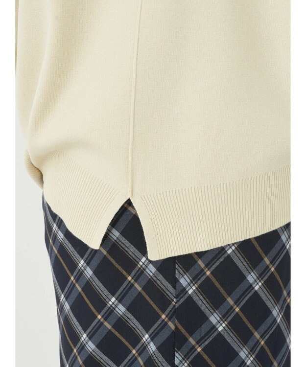 earth music&ecology アンチピリングバックスリットプルオーバー Ivory