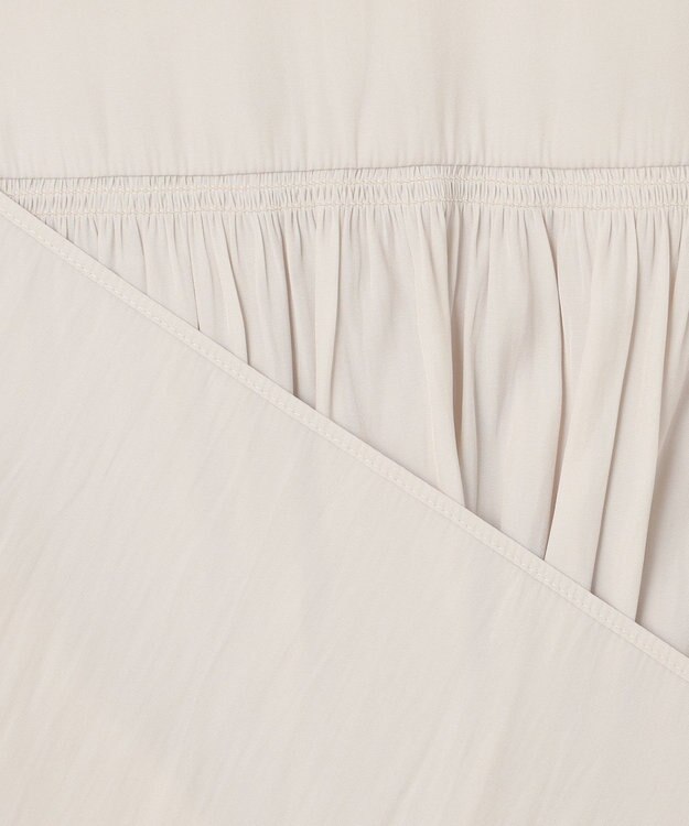 組曲 L 【WEB限定】ギャザーライトデシン ブラウス アイボリー系