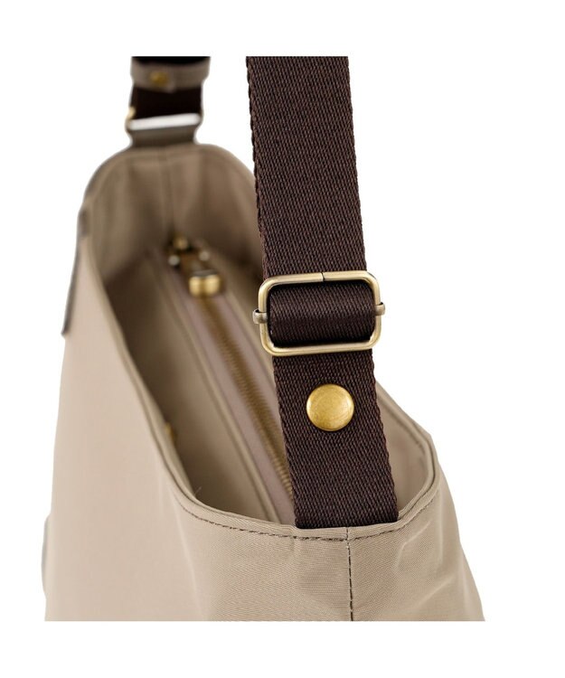 IBIZA ディアリオ　ナイロン　ショルダーバッグ ベージュ