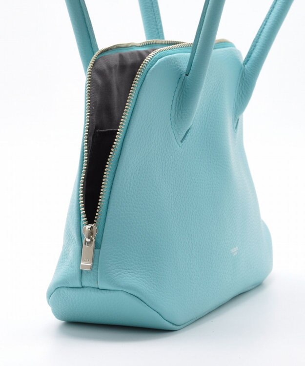 blancle シュリンクレザー 舟形ボストン ロビンエッグブルー