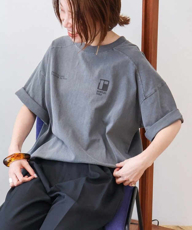 AMERICAN HOLIC 【WEB限定】ピグメント5分袖ロゴプルオーバー Charcoal Gray
