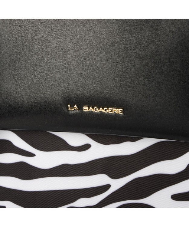LA BAGAGERIE リサイクルレザー　フラップA4トート ゼブラ