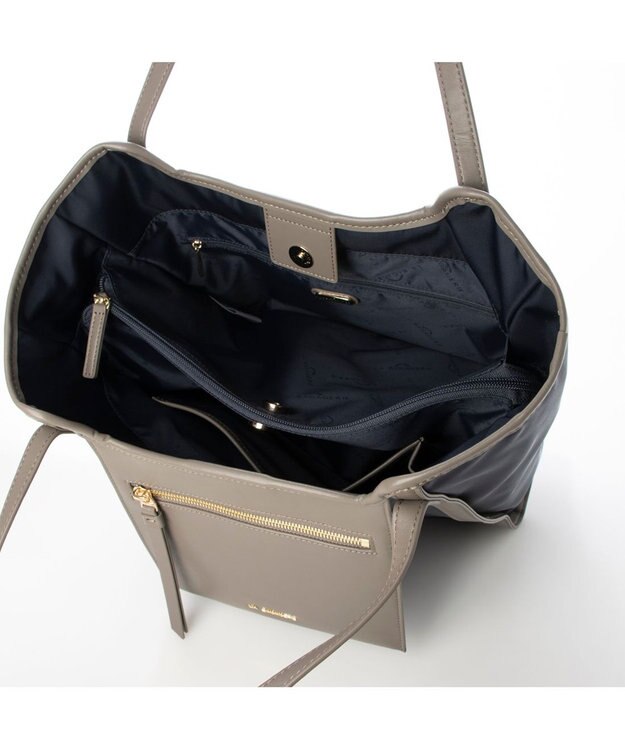 LA BAGAGERIE リサイクルレザー　フラップA4トート ネイビー