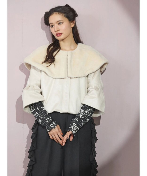 Green Parks ■ＥＳＣＡＲ　Ｕネッククレープカットプルオーバー Flower Black