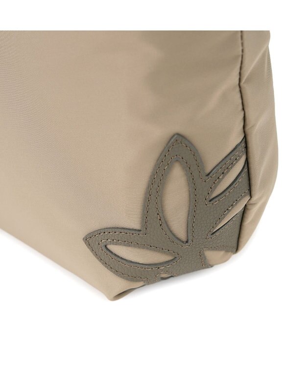 IBIZA ディアリオ　ナイロン　ショルダーバッグ ベージュ