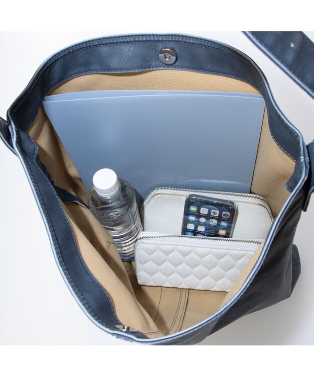 UNBILLION カシュカシュ cachechche / ウォッシュ加工ベルトショルダー ネイビー