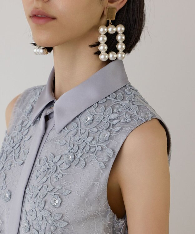 GRACE CONTINENTAL フラワーライン刺繍ワンピース グレー