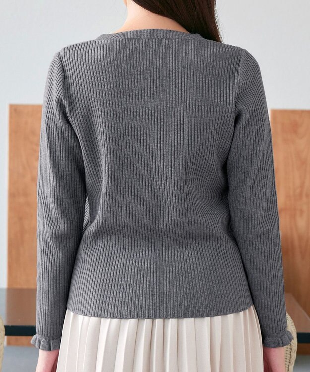 Tiaclasse 【安田美沙子さん着用・選べる2type・洗える】 フリルニットトップス クルーネック：チャコール