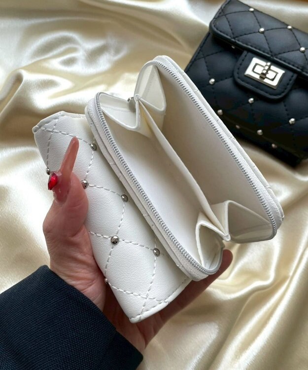 WEGO スタッズキルティングフラップウォレット ホワイト