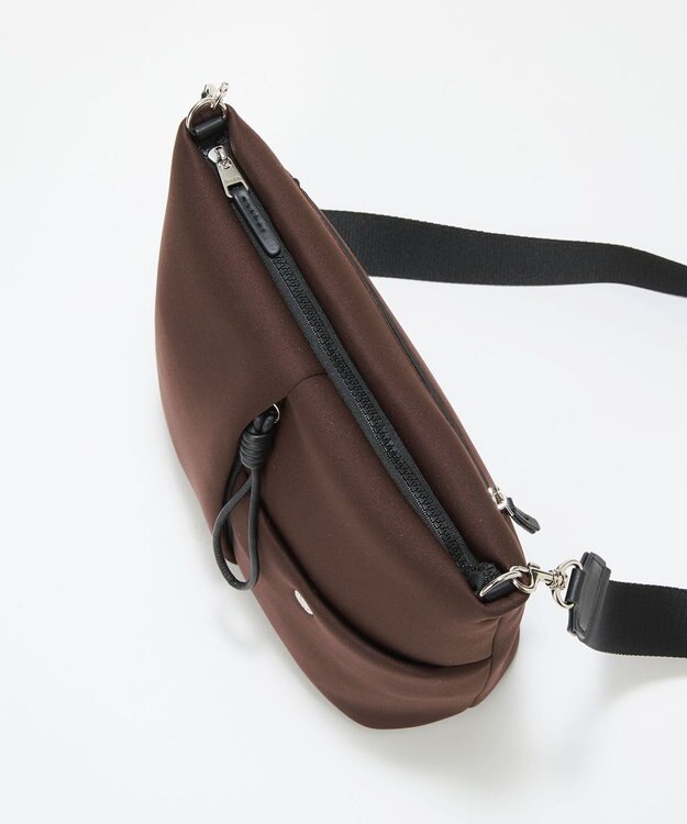 TOPKAPI 【Breath TOPKAPI】SORT ソート ネオプレン ショルダーバッグ チョコレート