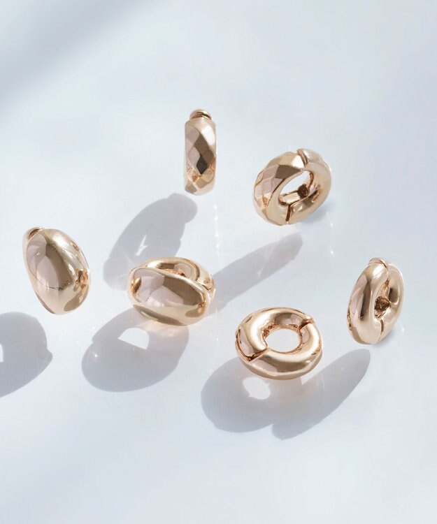 Phoebe 【金属アレルギー対応】オーバルフープスナップイヤリング　シャンパンゴールド シャンパンゴールド