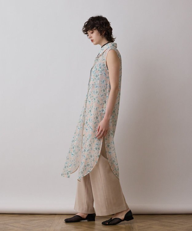 GRACE CONTINENTAL フラワーロングシャツ ベージュ