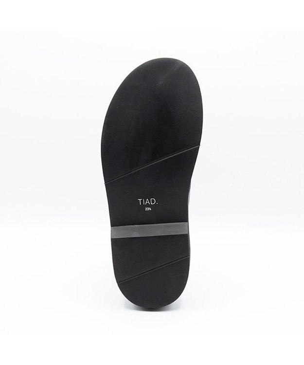 APOM クロスストラップサンダル ブラック