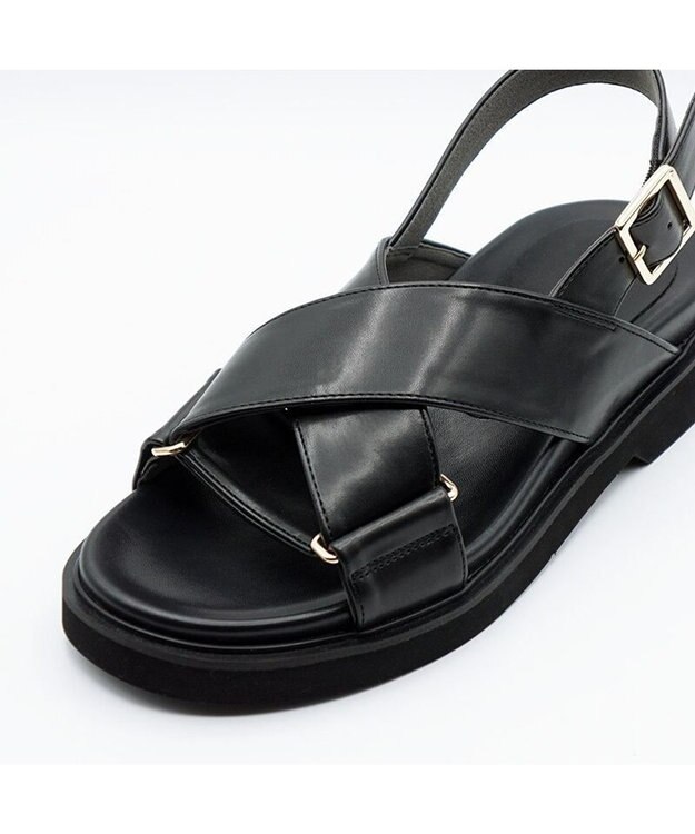 APOM クロスストラップサンダル ブラック