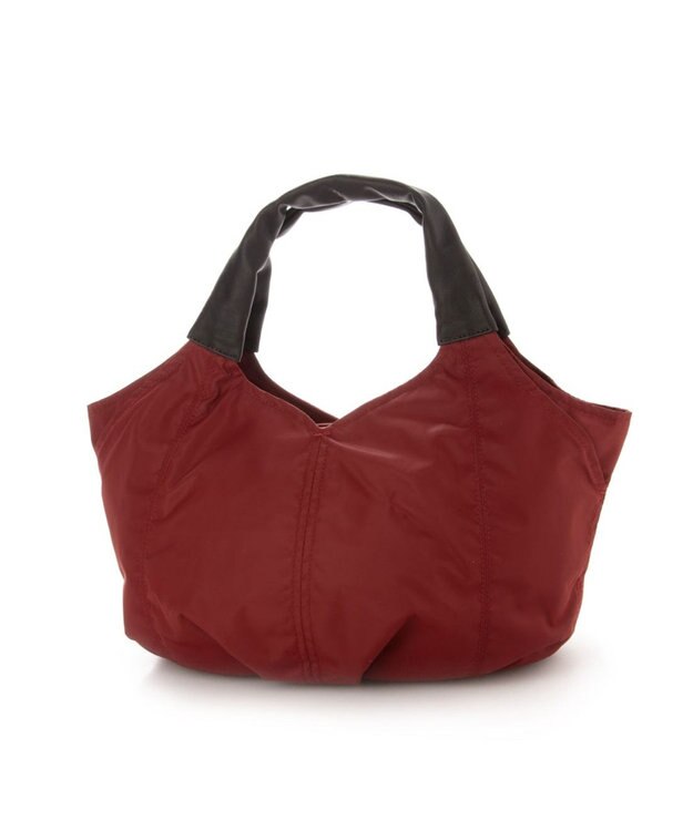 Y'SACCS リサイクルナイロン　ふんわりトート　Sサイズ ワイン