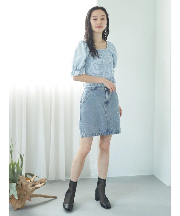 earth music&ecology ビジューデニムミニスカート Light Indigo