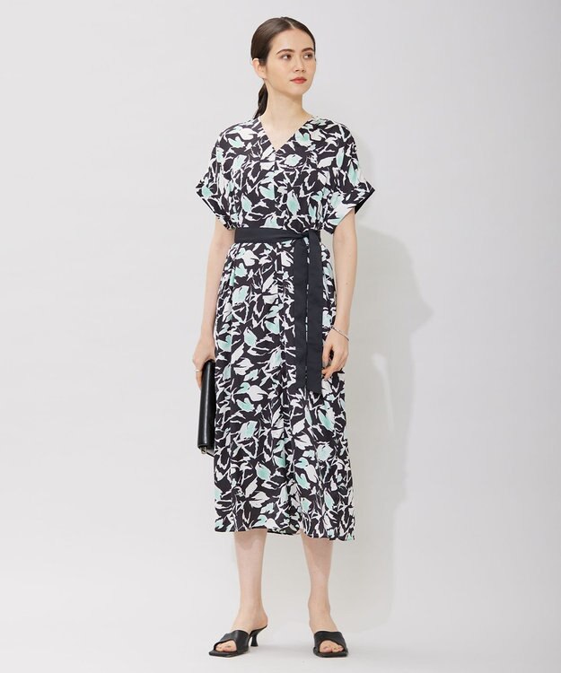 ICB 【洗える】 ウォーターフラワープリント ワンピース チャコール系柄