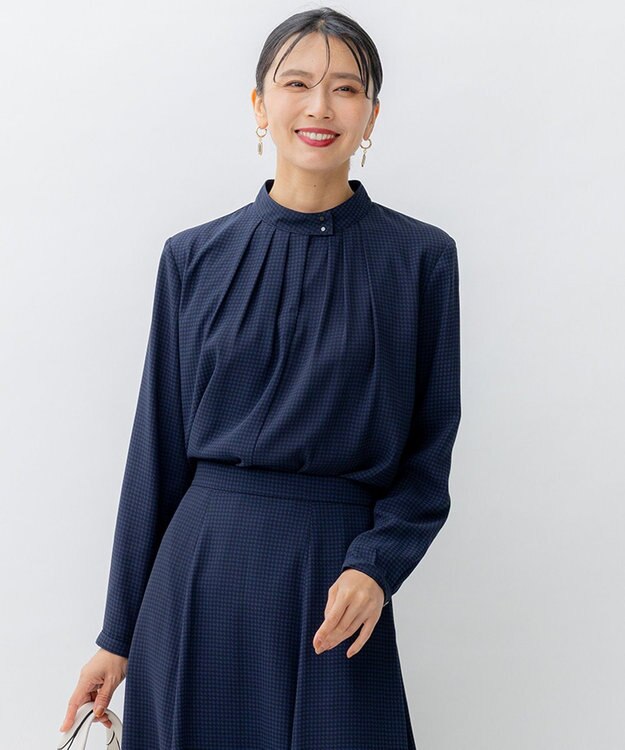 23区 【洗える】バックサテンアムンゼン千鳥プリント ブラウス ネイビー系