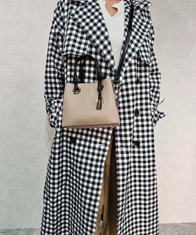 style code 【MERCURYDUO/マーキュリーデュオ】メタルアイレット　ミニショルダーバッグ、ハンドバッグ ベージュ