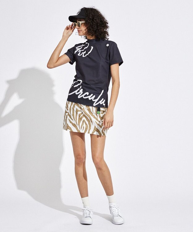 PW CIRCULUS 【吸水速乾 / 伸縮性抜群】【WOMEN】筆記体ロゴ COOLベンチレーションモック T ブラック系