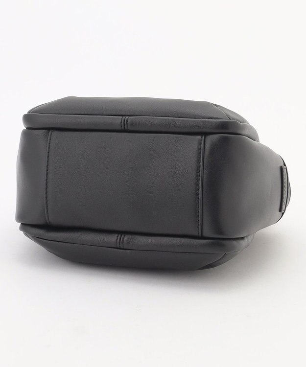 Y'SACCS カウレザー スクエア2wayミニトート ブラック