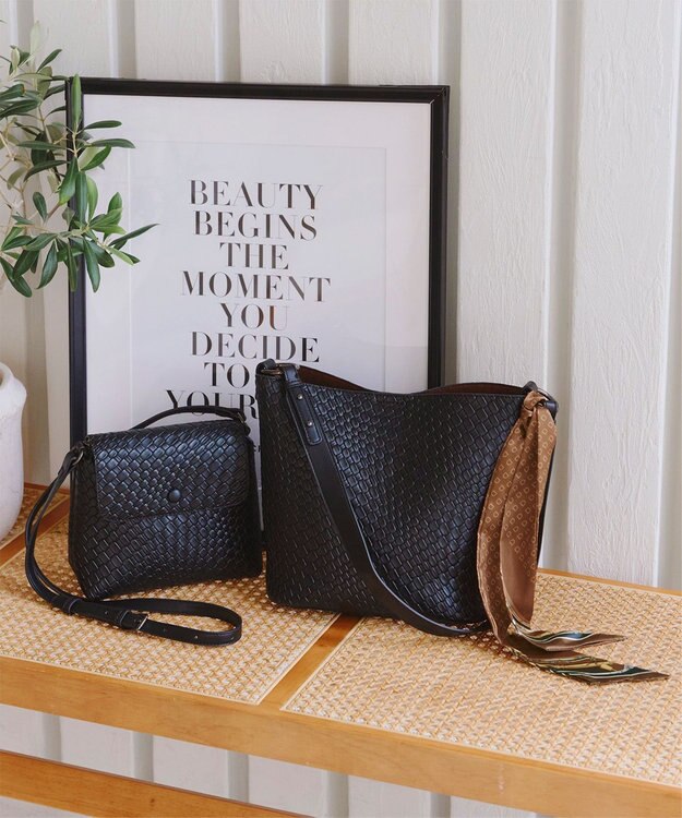 Tiaclasse 【2点セット】編み込み風ショルダーバッグ＋ショルダーポーチ付き ブラック