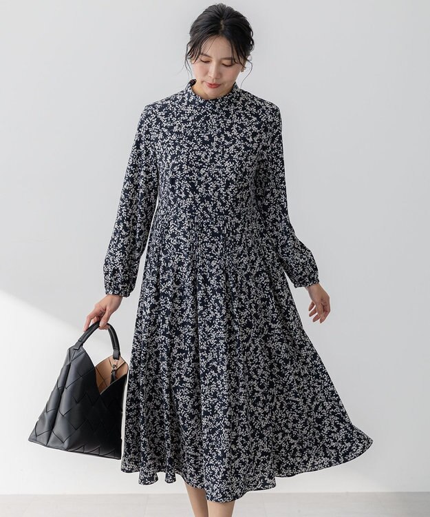 23区 【洗える】シャドーリーフプリント ワンピース ネイビープリント