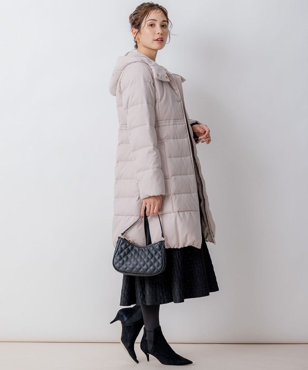 組曲 【洗える】ライトタフタロングダウン ベージュ系