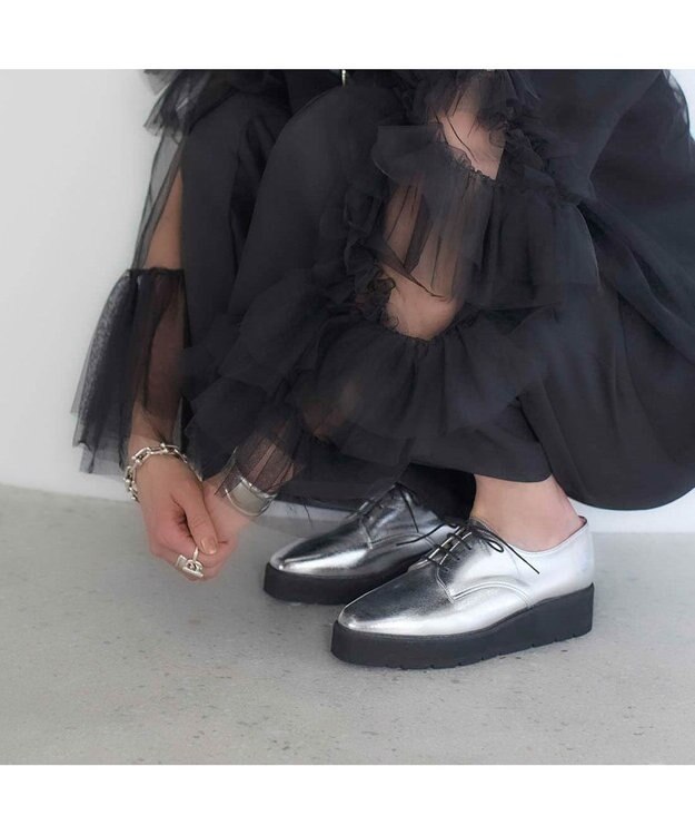 MODE ET JACOMO <carino>【レイン対応】レースアッププラットフォーム シルバー
