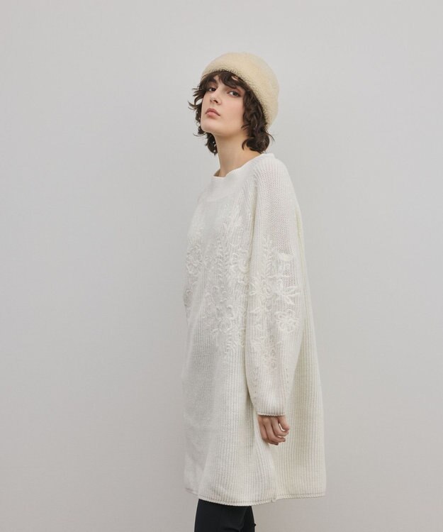 GRACE CONTINENTAL エンブロイダリーニットワンピース ホワイト