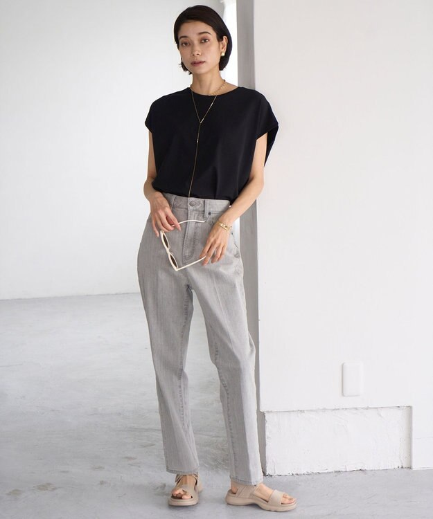 UNFILO BEAUTY FORM フレンチスリーブTシャツ ブラック