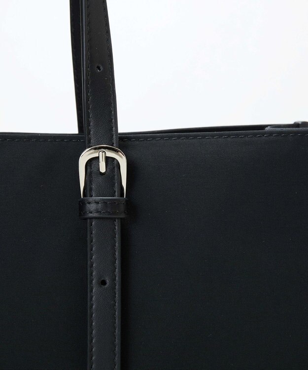 TOPKAPI 【Breath TOPKAPI】FRAME フレーム レザーベルト スクエア トートバッグ　A4 / 軽量 ブラック