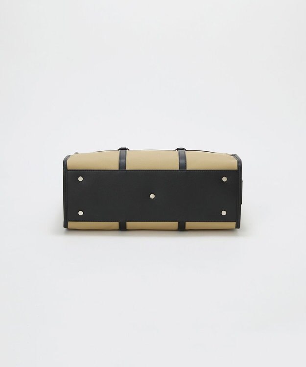 TOPKAPI 【Breath TOPKAPI】FRAME フレーム レザーベルト スクエア トートバッグ　A4 / 軽量 ベージュ